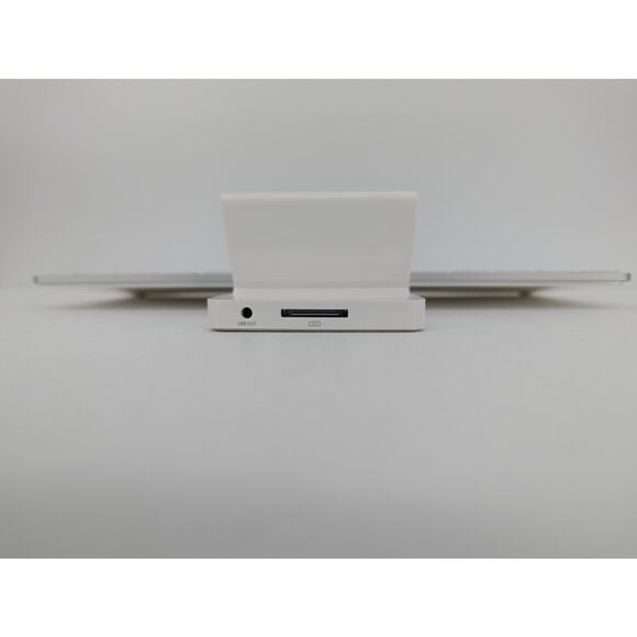 Tested & Working Apple Keyboard Dock for iPod & iPad Model A1359 30 Pin Dock - Picture 2 of 4